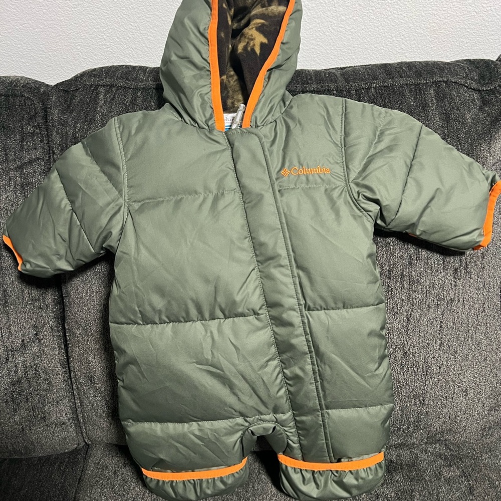 Snow suit